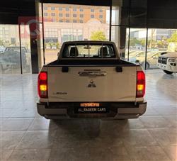 ميتسوبيشي L200
